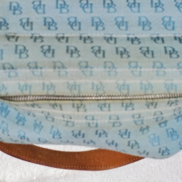 Dooney & Bourke signature shoulder bag - Picture 7 of 13